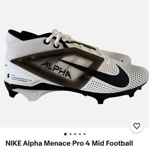 NIKE Alpha Menace Pro 4 Football Cleats